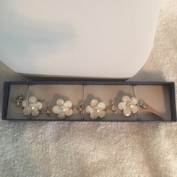 Bracelet - Picture 2 of 3